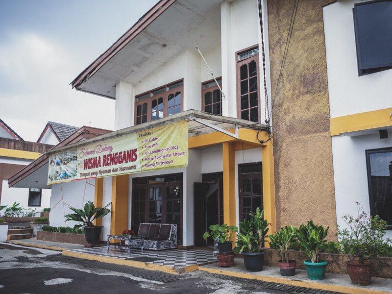 Reddoorz Near Taman Kota Lapang Merdeka Sukabumi Ngoại thất bức ảnh