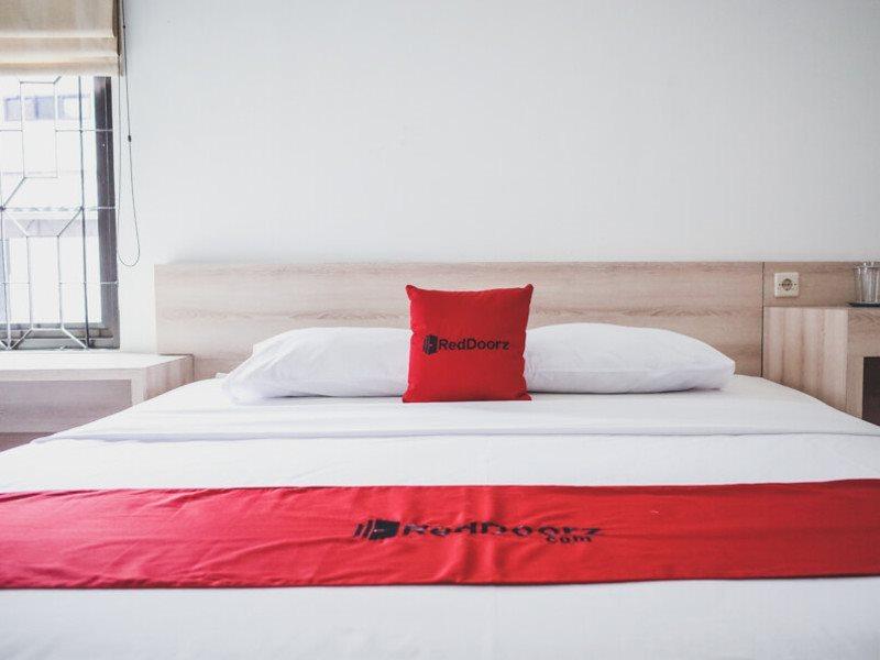 Reddoorz Near Taman Kota Lapang Merdeka Sukabumi Ngoại thất bức ảnh